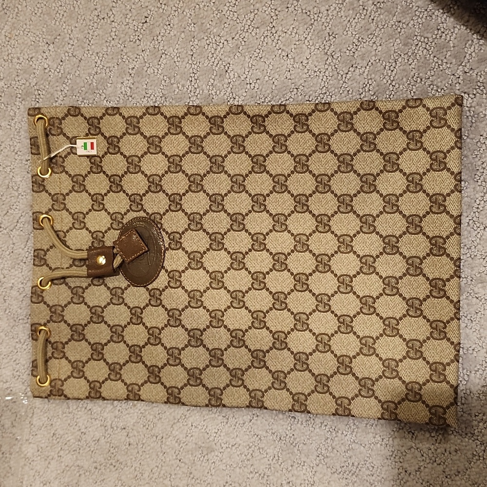 Gucci Pouch - Picture 2 of 7